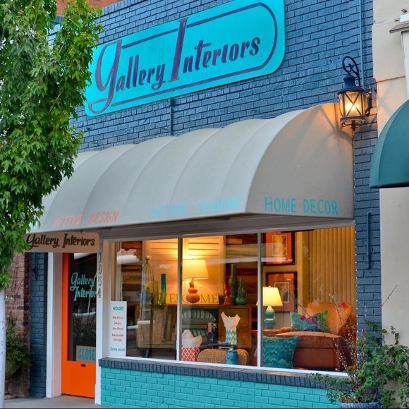 Meet your Posher, Robin - Picture 1 of 1